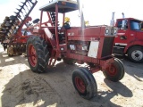 Case 1086 Tractor