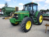 2000 John Deere 7510 Tractor