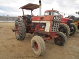 International 1066 Tractor