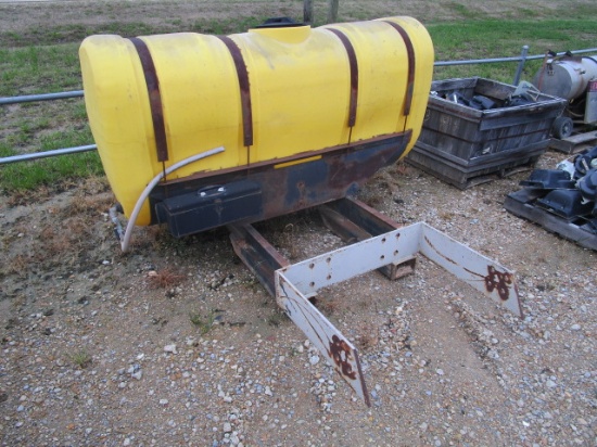 400 Gallon Front Mount Tank and Rack