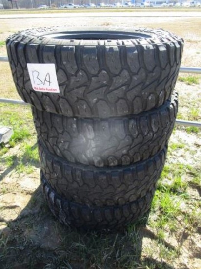 (4) LT275/65R20 Tires