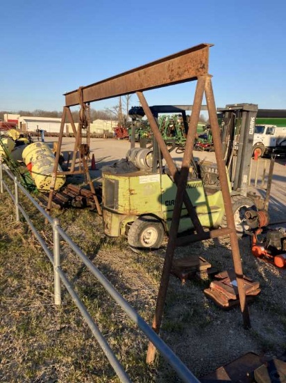 Gantry Crane w/ Chain Hoist