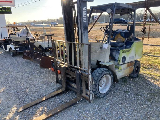 Clark GPS30MB Forklift