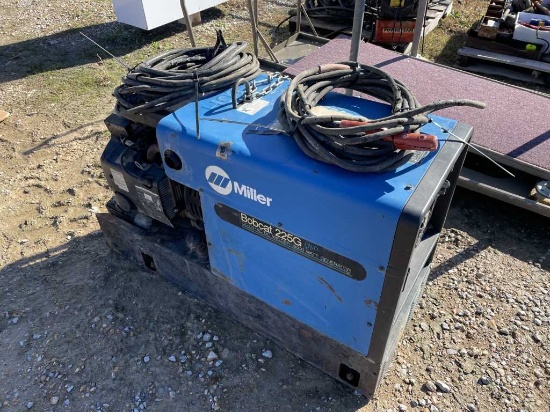 Miller Bobcat 225G Welder