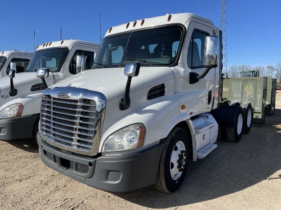 2011 Freightliner Cascadia Truck Tractor