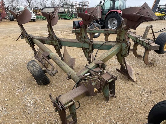 John Deere 4600 Flip Plow