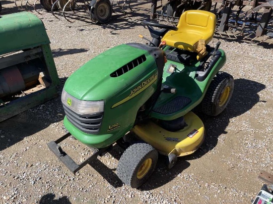 John Deere L110 Riding Mower