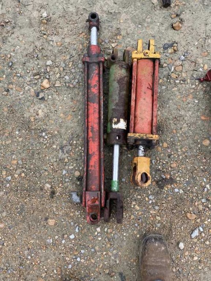 (3) Hydraulic Cylinders