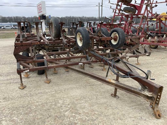 Hiniker Field Cultivator