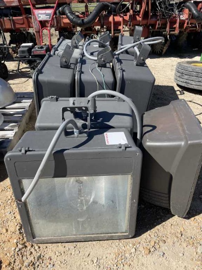 (9) Security Lights