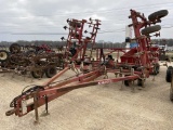 Wil-Rich 2800 Field Cultivator