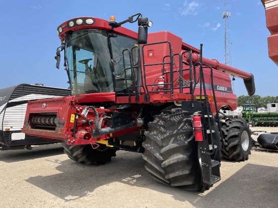 2013 Case IH 7230 Combine