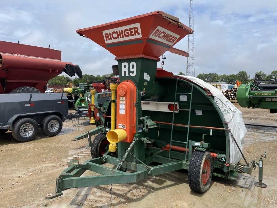 Richiger R9 Grain Bagger