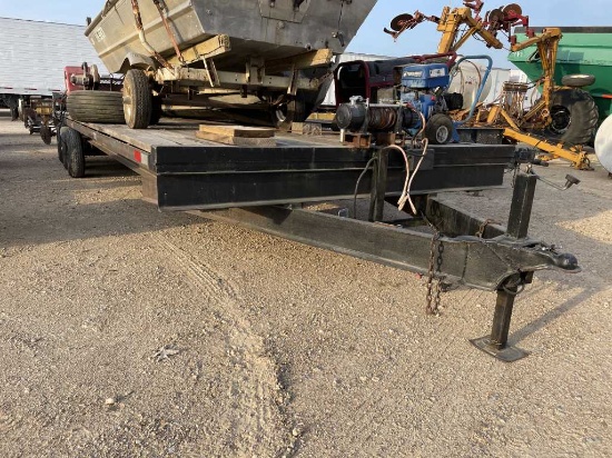 Tri-Axle Trailer