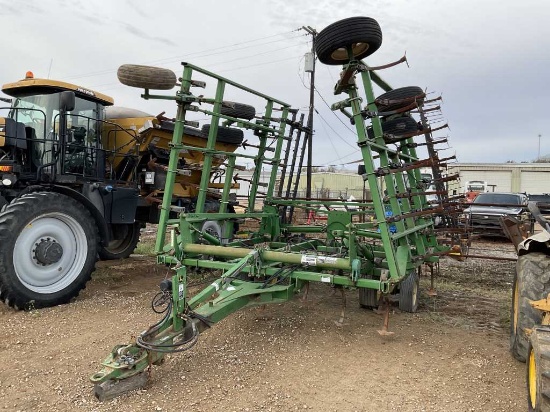 John Deere 2201 Field Cultivator