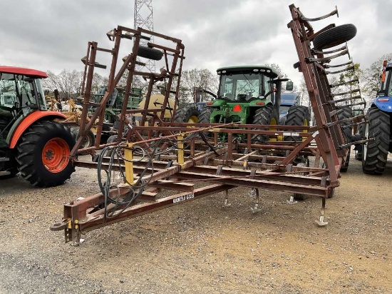 Hinicker 1540 Field Cultivator