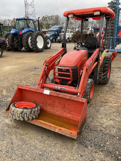 2019 Kubota B26 Loader Backhoe