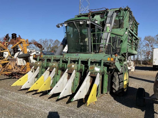 John Deere 9965 Cotton Picker