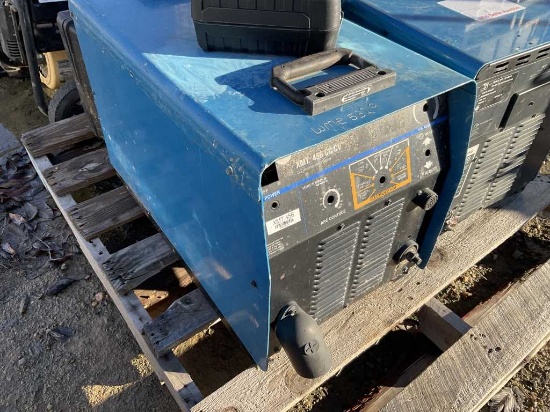 Miller XMT 456 Welder