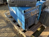 Miller XMT 456 Welder