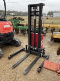 Dayton 5RRZ5 Power Forklift