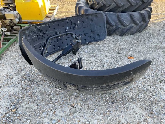 (2) JD Tractor Fenders
