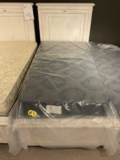 Twin bed w/ mattress and box spring