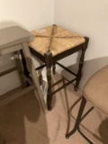 Bar stool