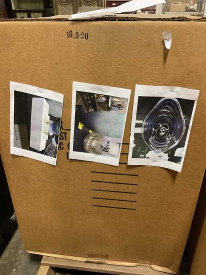 Box of decor