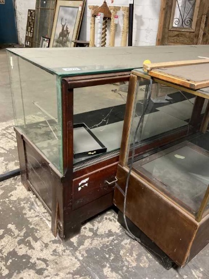 Display case