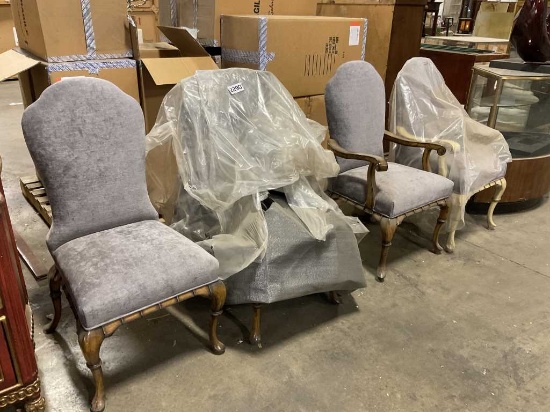 Set of 4 dining chairs