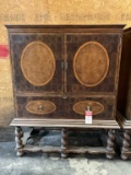 Bar cabinet