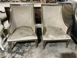Set of chairs