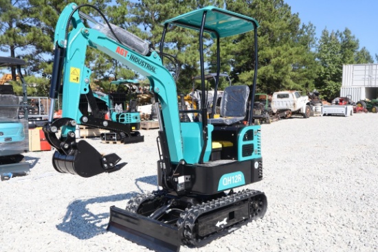 Mini Excavator - Qh12r-Greenwood, Ms