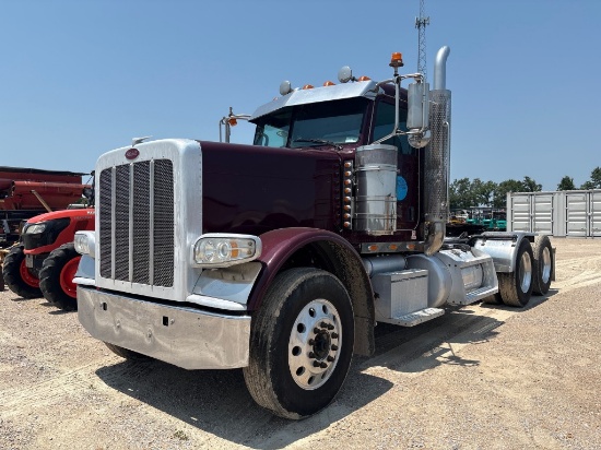2015 Peterbilt 389 Truck Tractor