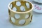 18KT GOLD BAND 5.5 GTW, $550.00 RETAIL VALUE,.SIZE 6