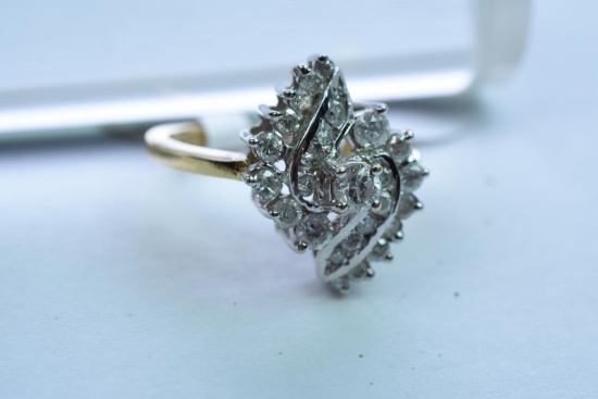 14KT GOLD & DIAMOND RING 1CT DIAMOND TW, 4 GTW, $1295.00 RETAIL VALUE, SIZE 6