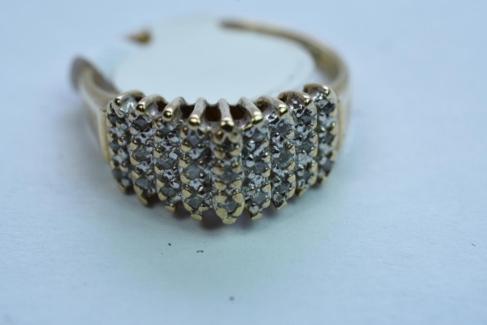 18KT GOLD & DIAMOND RING 2.4 GTW, $179.00 RETAIL VALUE, SIZE 6