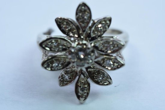 14KT GOLD DIAMOND RING 5.8 GTW, SIZE 7 1/2