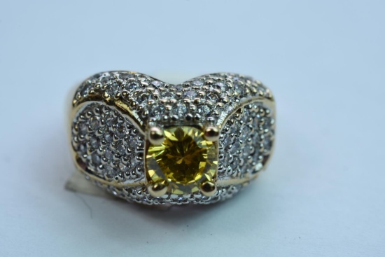 10KT GOLD RING 7.8 GTW, $399.00 RETAIL VALUE, SIZE 6
