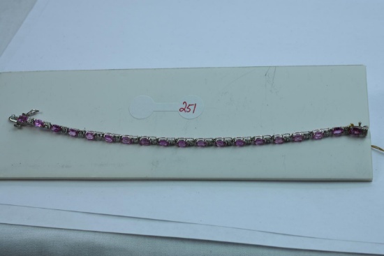 10KT BRACELET 7.7 GTW, $495.00 RETAIL VALUE