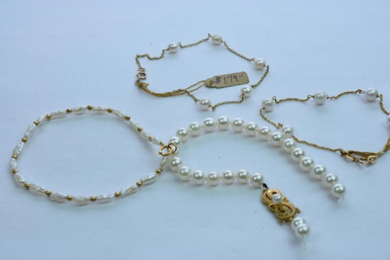 3- 14KT GOLD CLASP  PEARL BRACELETS & 1 18KT GOLD BROKEN CLASP