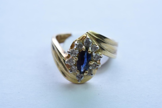 14KT DIAMOND SAPPHIRE RING 5 GTW, $799.00 RETAIL VALUE, SIZE 6 1/2