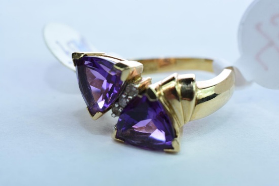 14 KT GOLD RING AMETHYST STONE, 5.7 GTW, $659.00 RETAIL VALUE ,SIZE 6