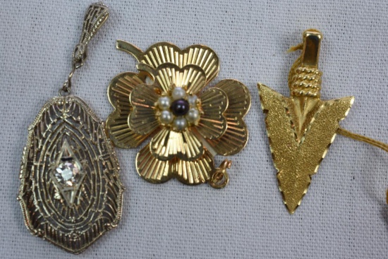 14KT GOLD PENDANTS 9 GTW