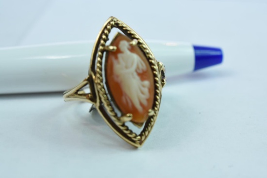 14KT CAMEO RING 3.3 GTW, $595.00 RETAIL VALUE , SIZE 5 3/4