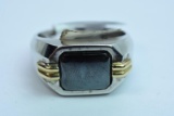 10KT MENS RING 8 GTW, $447.00 RETAIL VALUE, SIZE 10