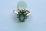 10 KT GOLD DIAMOND EMERALD RING 3.5 GTW, $1195.00 RETAIL VALUE, SIZE 6 1/4