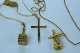 3-18KT CHARMS/PENDANTS 6. GTW