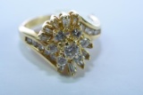 14KT GOLD RING 4.7 GTW, $995.00 RETAIL VALUE, SIZE 6 1/2